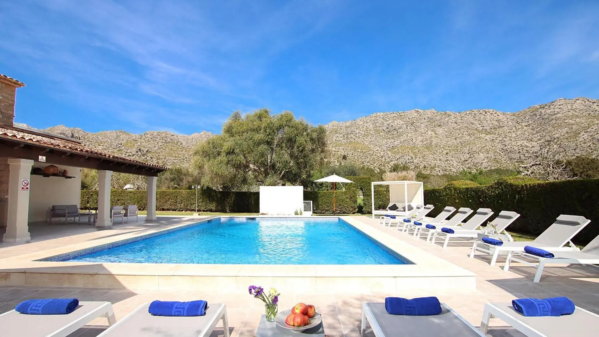 Villa Papa Pollença 0*,